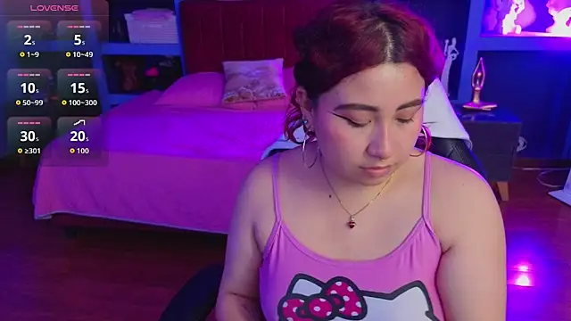 littlee red online show from February 9, 2026, 8:51 pm