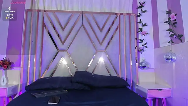 helenn diaz online show from October 28, 2025, 1:21 pm