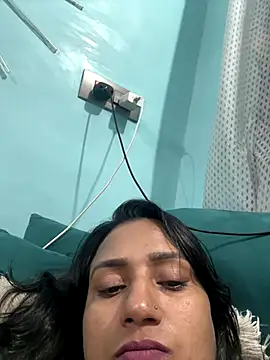 heenashai online show from December 22, 2025, 10:43 pm