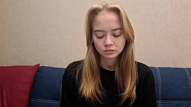 Snapshot of A_LISS_A chatting on October 22, 2025, 4:06 pm A LISS A online show from October 22, 2025, 4:06 pm