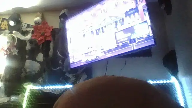 Snapshot of bigdaddyrooster chatting on December 23, 2025, 12:22 am bigdaddyrooster online show from December 23, 2025, 12:22 am