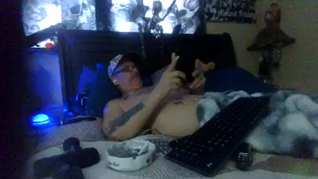 Snapshot of bigdaddyrooster chatting on March 3, 2026, 2:24 pm bigdaddyrooster online show from March 3, 2026, 2:24 pm