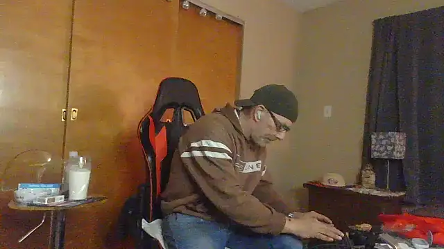 Snapshot of bigdaddyrooster chatting on January 19, 2026, 8:07 am bigdaddyrooster online show from January 19, 2026, 8:07 am