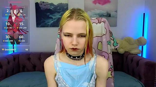 Snapshot of MitaSide chatting on November 26, 2025, 9:15 pm MitaSide online show from November 26, 2025, 9:15 pm