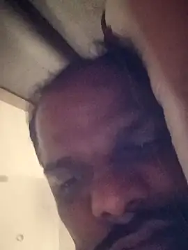 RNlov online show from November 8, 2025, 12:14 am