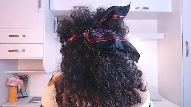 Snapshot of MartiRuis10 chatting on October 21, 2025, 9:47 pm MartiRuis10 online show from October 21, 2025, 9:47 pm