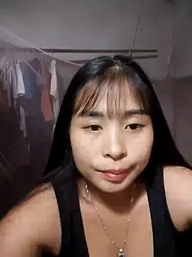 Squirrel-Pear online show from November 1, 2025, 7:35 am