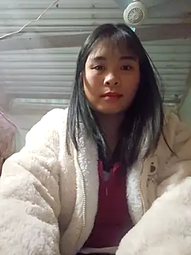 Squirrel-Pear online show from November 29, 2025, 1:06 am