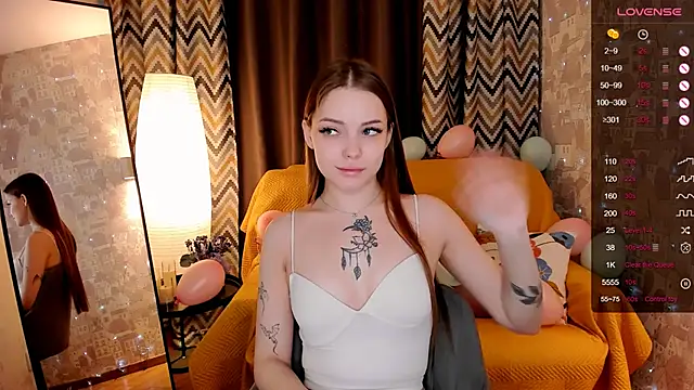 MelissaBell  online show from February 13, 2026, 8:36 am