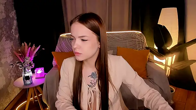 MelissaBell  online show from November 8, 2025, 2:04 am