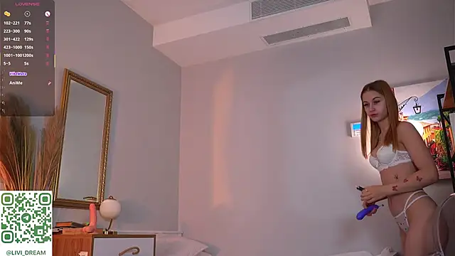 VernitaFiscalini online show from November 30, 2025, 4:13 am