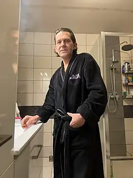 kon77777 online show from November 26, 2025, 3:39 am