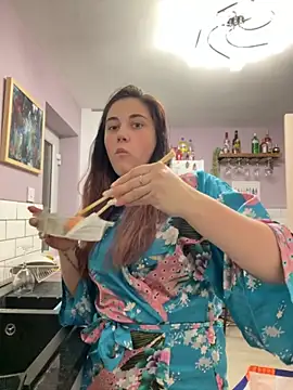 Snapshot of YourFrenchFeliciexo chatting on October 24, 2025, 8:30 pm YourFrenchFeliciexo online show from October 24, 2025, 8:30 pm