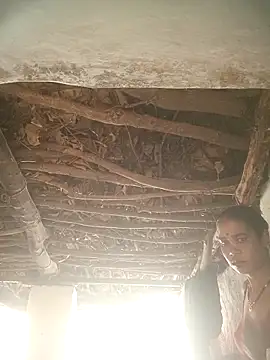 Snapshot of NEXIQRAN chatting on December 16, 2025, 9:02 am NEXIQRAN online show from December 16, 2025, 9:02 am