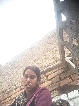 Snapshot of NEXIQRAN chatting on December 1, 2025, 4:02 am NEXIQRAN online show from December 1, 2025, 4:02 am