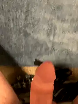 Snapshot of KamKouple69 chatting on October 27, 2025, 2:01 am KamKouple69 online show from October 27, 2025, 2:01 am