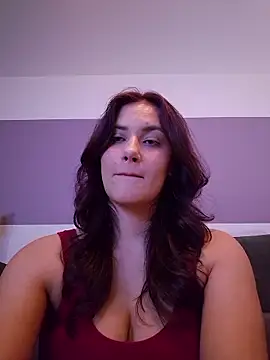 MiaRides19 online show from January 11, 2026, 9:44 pm