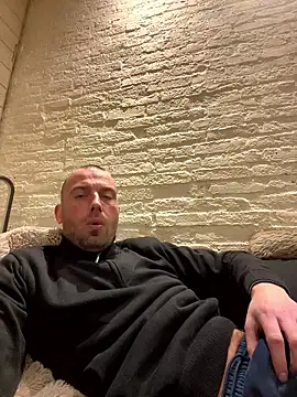 Rotteei1 online show from January 14, 2026, 5:38 pm