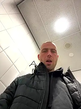 Rotteei1 online show from January 9, 2026, 8:54 am