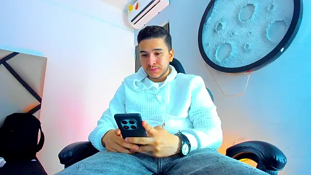 mike 257 online show from January 14, 2026, 12:09 pm