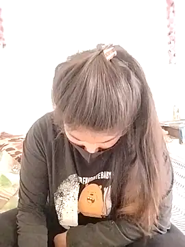 Snapshot of Hot_Angle chatting on December 14, 2025, 9:48 am Hot Angle online show from December 14, 2025, 9:48 am