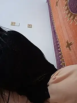 Snapshot of Hot_Angle chatting on May 27, 2026, 2:02 pm Hot Angle online show from May 27, 2026, 2:02 pm