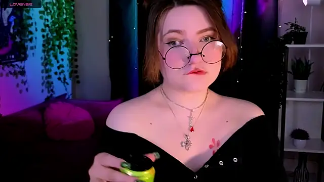 Snapshot of fairy_tara chatting on May 20, 2026, 9:34 pm fairy tara online show from May 20, 2026, 9:34 pm