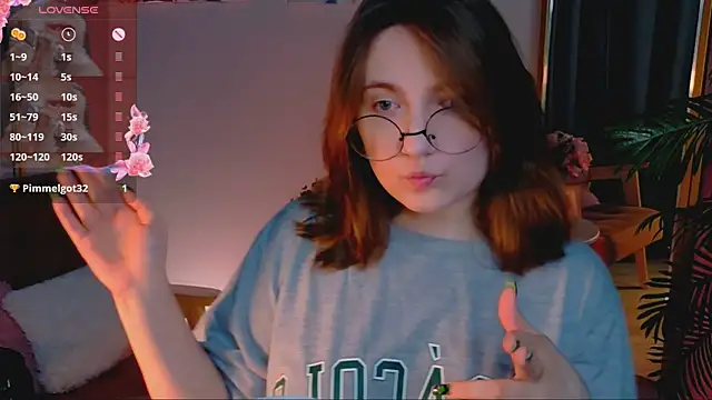 Snapshot of fairy_tara chatting on May 27, 2026, 10:17 pm fairy tara online show from May 27, 2026, 10:17 pm