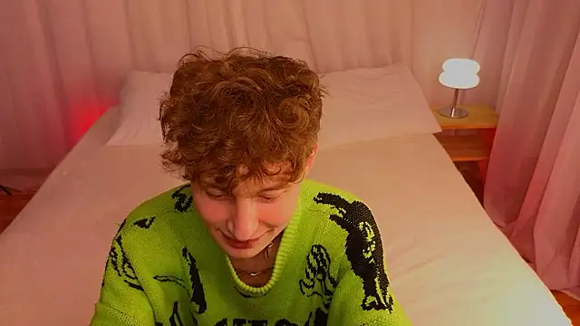 Snapshot of crisp1n chatting on February 27, 2026, 9:42 am crisp1n online show from February 27, 2026, 9:42 am