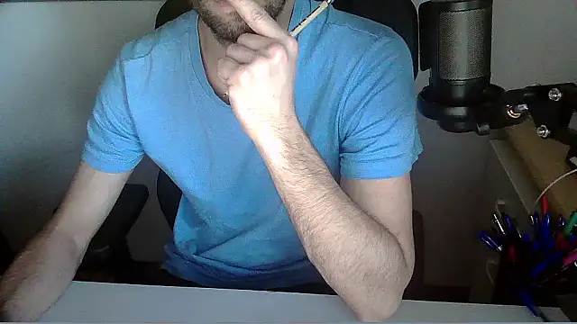 Snapshot of topg84 chatting on May 29, 2026, 4:46 pm topg84 online show from May 29, 2026, 4:46 pm