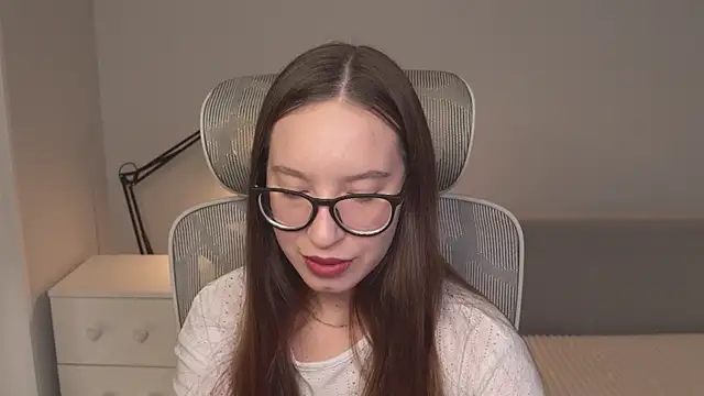 WhyEmmyCry online show from May 15, 2026, 5:27 am