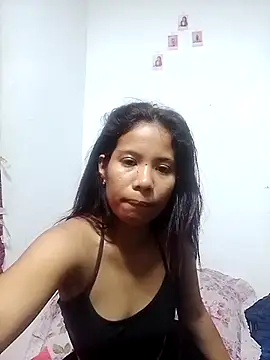 Snapshot of Wildwetbigass chatting on October 19, 2025, 4:43 pm Wildwetbigass online show from October 19, 2025, 4:43 pm