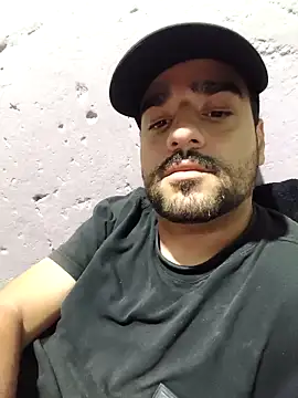 Snapshot of gusto14cm chatting on February 27, 2026, 12:33 am gusto14cm online show from February 27, 2026, 12:33 am