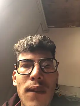 Snapshot of tian_doyt69 chatting on February 24, 2026, 5:58 pm tian doyt69 online show from February 24, 2026, 5:58 pm