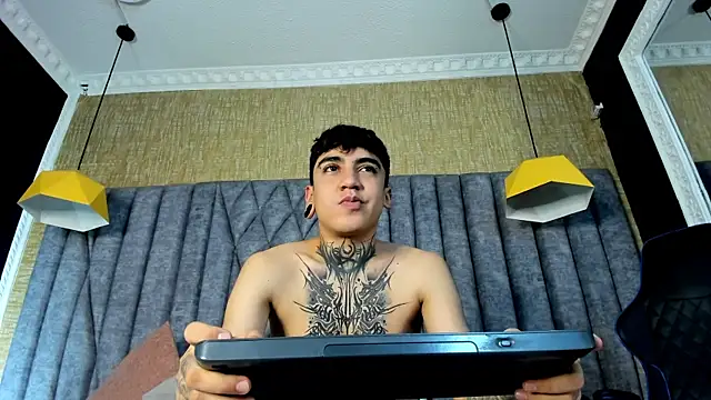 SantiOlsen online show from October 21, 2025, 11:42 am