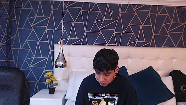 SantiOlsen online show from October 29, 2025, 11:31 am