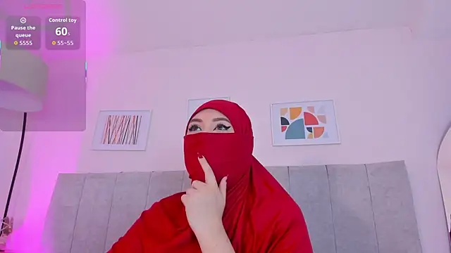 fatiima  online show from November 28, 2025, 7:03 pm