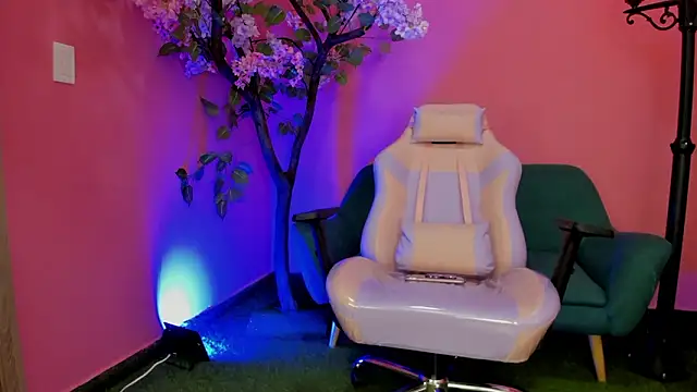 ArohomLester online show from February 23, 2026, 1:33 pm