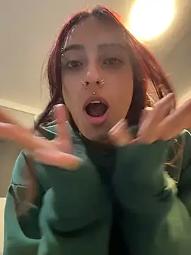 zelda kuro online show from November 13, 2025, 6:06 am