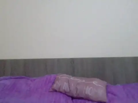 Evelyn evasara online show from November 3, 2025, 7:50 pm