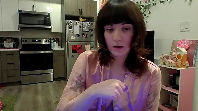 Trickylucy555 online show from November 5, 2025, 9:34 am