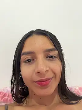 violeta365 online show from December 15, 2025, 3:51 pm