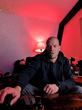 Kinky Play1 online show from January 6, 2026, 8:46 pm