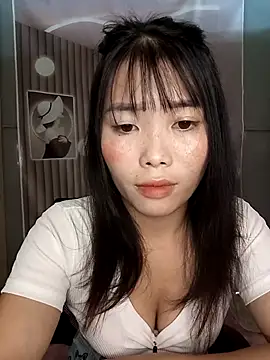 Fish yellow online show from November 9, 2025, 3:54 am