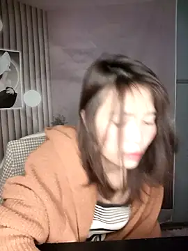 Fish yellow online show from December 18, 2025, 8:45 pm