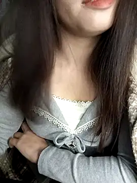 Fish yellow online show from November 23, 2025, 10:42 pm