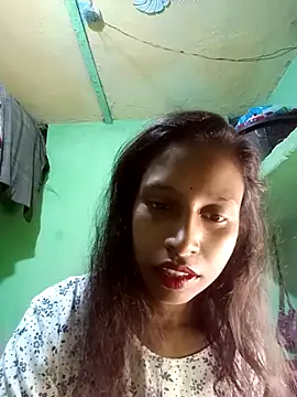 Snapshot of Rutika-G chatting on October 23, 2025, 11:42 am Rutika-G online show from October 23, 2025, 11:42 am