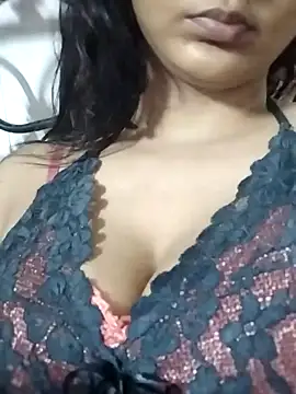 Snapshot of Aaliya_BigBoobs_1 chatting on July 17, 2026, 9:17 am Aaliya BigBoobs 1 online show from July 17, 2026, 9:17 am