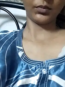 Snapshot of Aaliya_BigBoobs_1 chatting on June 27, 2026, 2:45 pm Aaliya BigBoobs 1 online show from June 27, 2026, 2:45 pm