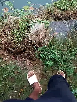 Snapshot of Saddam2332 chatting on October 29, 2025, 3:27 am Saddam2332 online show from October 29, 2025, 3:27 am